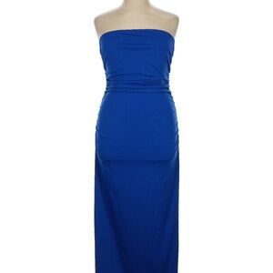 🔜 Elegant Blue Strapless Dress